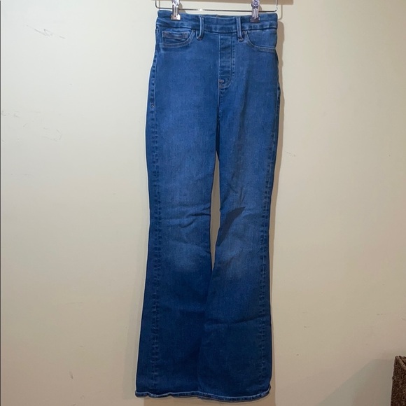 Women's Good American Pull On Flared Jeans - Picture 4 of 8